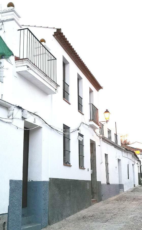 Casa Centenaria Con Encanto Zufre Екстер'єр фото